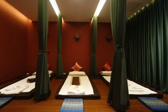 武汉武昌区泰式按摩的被动瑜伽:当身体被折叠成诗